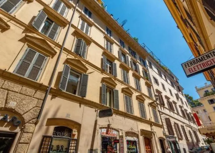 Heavenly Trevi Luxury Apartment
