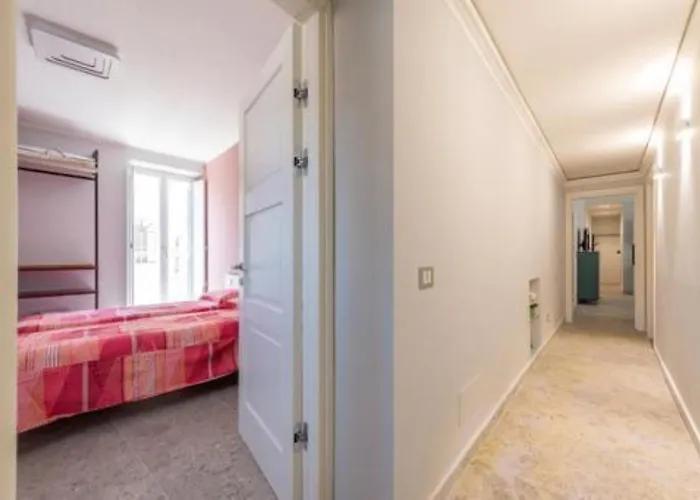 Heavenly Trevi Luxury Apartment
